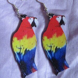New Parrot Earrings Acrylic 5 cm Pierced (K782)